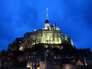モンシャンミッシェルの夜景